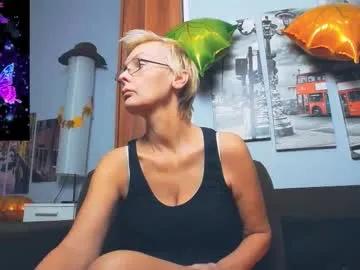helgahimmele on Chaturbate