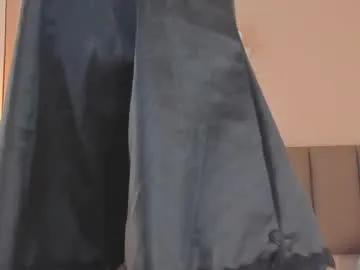 honeygray02 on Chaturbate