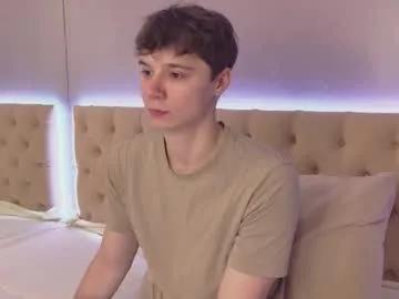 hugebangins_ on Chaturbate