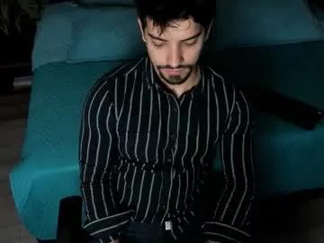 ian_davis on Chaturbate