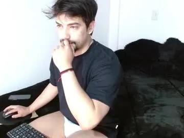 ian_davis on Chaturbate