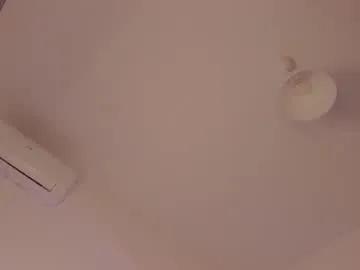 itsbellax on Chaturbate