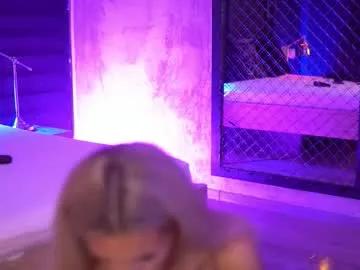 ivyrowa on Chaturbate