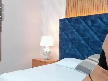 jade_whisper on Chaturbate