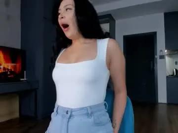 jina_meow on Chaturbate