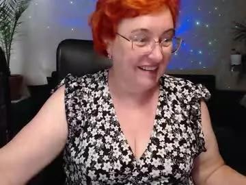 joannaandneighbour on Chaturbate