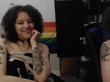 jonmessfan on Chaturbate