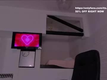 juicyydrip on Chaturbate