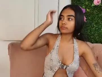 julieta_aguilar on Chaturbate