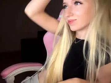 julissariecke — Goal: lick my finger | hi, i'm new here. PVT open #new #shy #young #18 #blonde [20 tokens remaining]