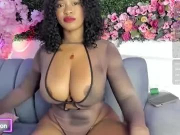 keila_loll on Chaturbate