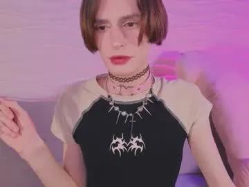 kira_long on Chaturbate