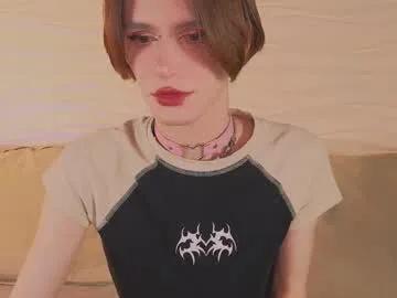 kira_long on Chaturbate