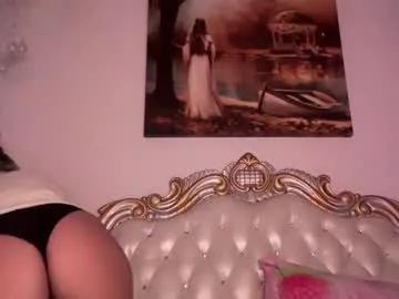 kiradivine — Kiradivine's room