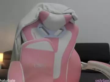 komydoll on Chaturbate