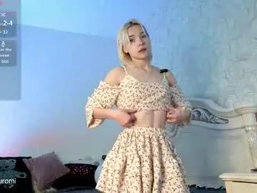kuromya — Hello! I'm Ari!I just turned 18 yours and little excite about this place... :3 - Goal: Double trouble in doggy [88 tokens left] #petite #young #18 #cute #new