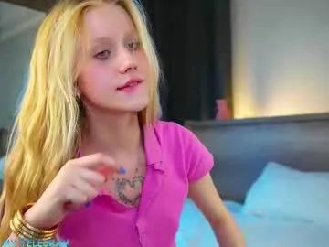 lanisun on Chaturbate