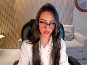 larisasmirnov on Chaturbate