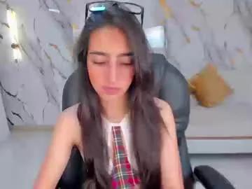 larisasmirnov on Chaturbate