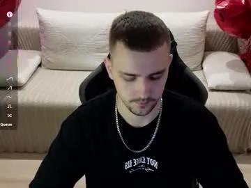 larstar01 on Chaturbate