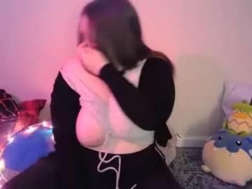 laurachan on Chaturbate