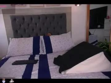 laurensaenz — #lovense active i want to play!  #ebony #latina  #heels  #bigboobs #bigass [50 tokens remaining]