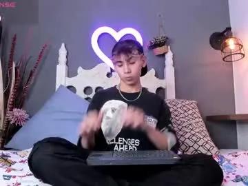 liaml_18_ on Chaturbate