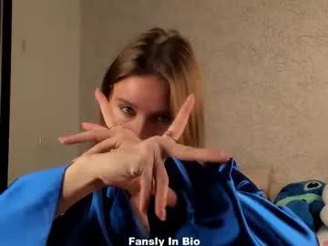 lipswithsweetonthem on Chaturbate