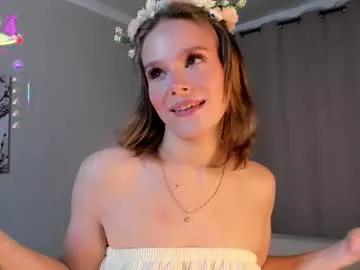 lipswithsweetonthem on Chaturbate