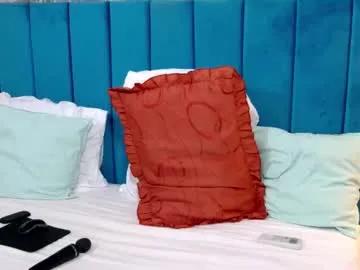 lisacroft on Chaturbate