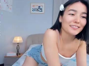 lora_lifelover on Chaturbate