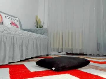 loralory_ on Chaturbate