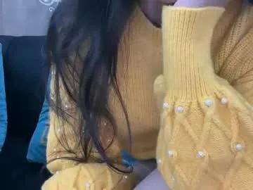 lovevibes5 — Topless [300 tokens remaining]