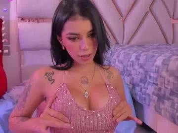 luciajhonnes on Chaturbate