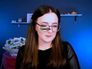 luna_berryy on Chaturbate