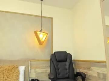 lunaevanss_ — GOAL: Doggy style+open pussy [55 tokens remaining] New !DILDO! dildo in public 211  #daddy #cute #18 #skinny #cameltoe