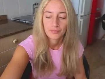 lunary_mix on Chaturbate