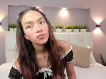 lunnablake on Chaturbate