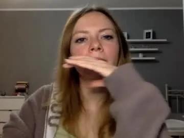 lux_millie on Chaturbate