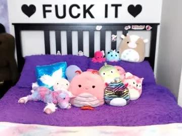 mackenziewolfe on Chaturbate