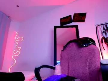 manuevans10 on Chaturbate