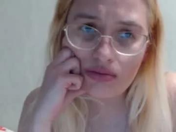 margo_shine on Chaturbate
