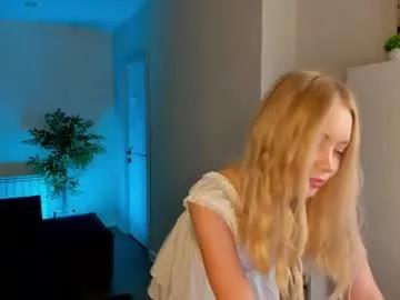 melanie_ryer on Chaturbate