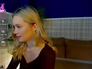 melanie_ryer on Chaturbate