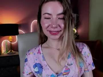 mia_luxx92 on Chaturbate