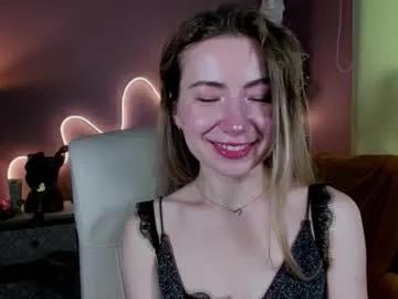 mia_luxx92 on Chaturbate