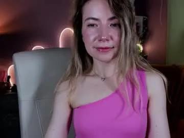 mia_luxx92 on Chaturbate