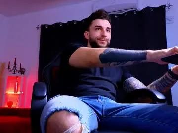 mightyaaron on Chaturbate