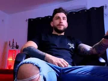 mightyaaron on Chaturbate