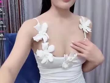 miixuuee on Chaturbate